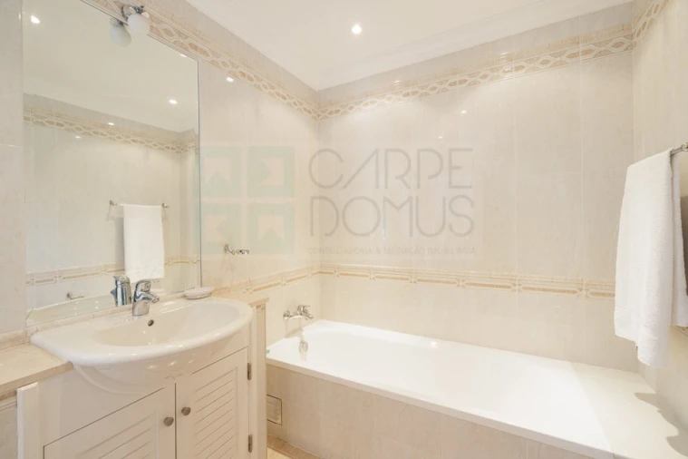 Moradia T4 para Venda em Almancil Foto 39