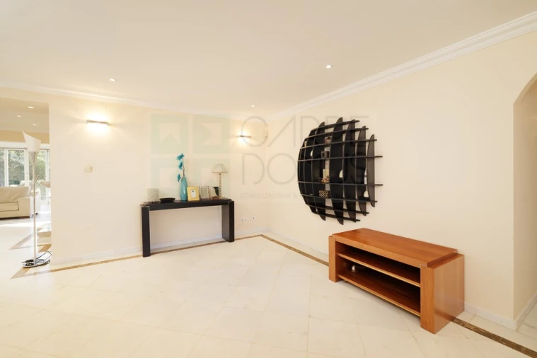 Moradia T4 para Venda em Almancil Foto 40