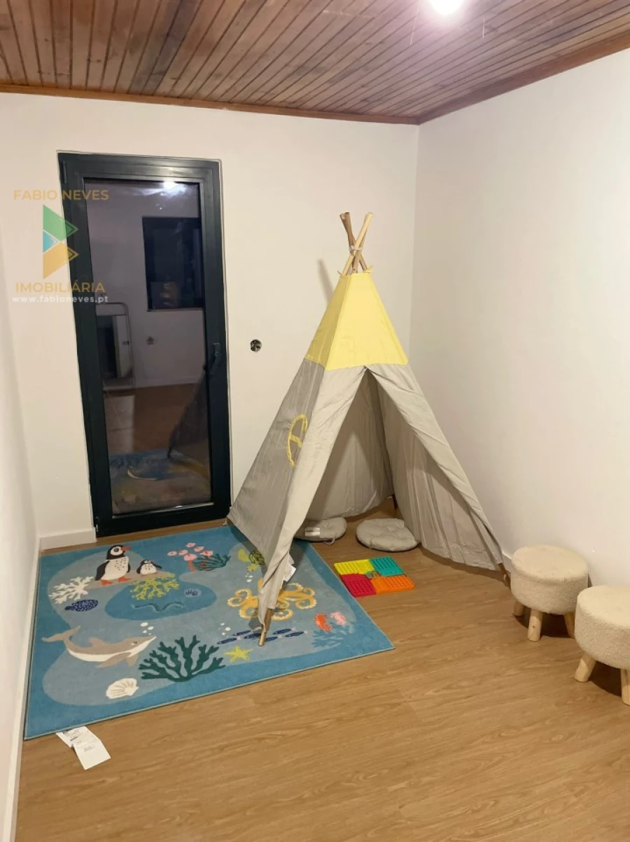 Moradia T3 para Venda em Turiz Foto 14