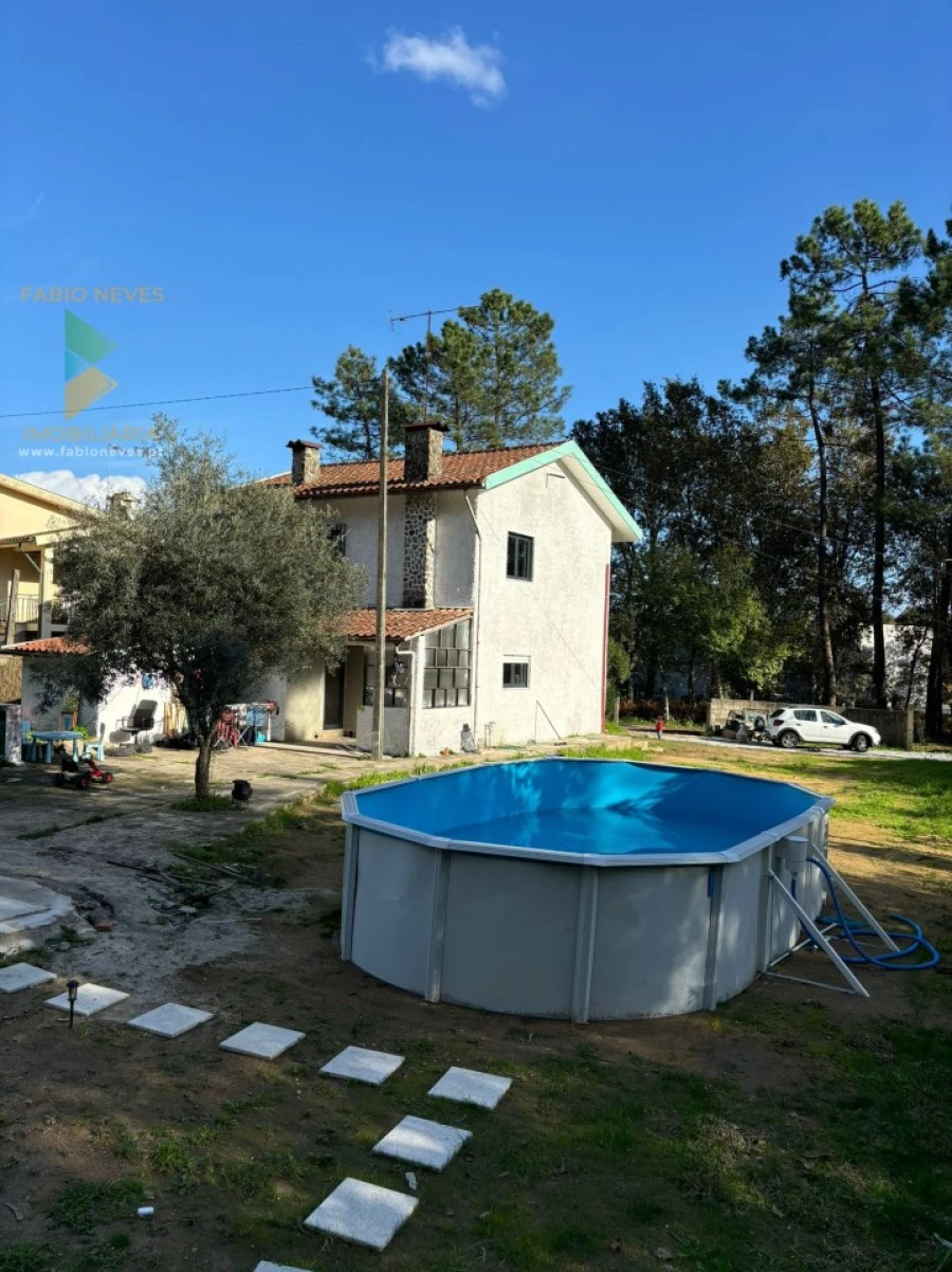 Moradia T3 para Venda em Turiz Foto 4