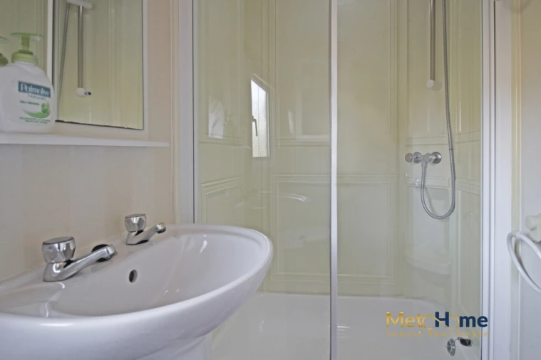 Quinta T3 para Venda em Souselo Foto 15