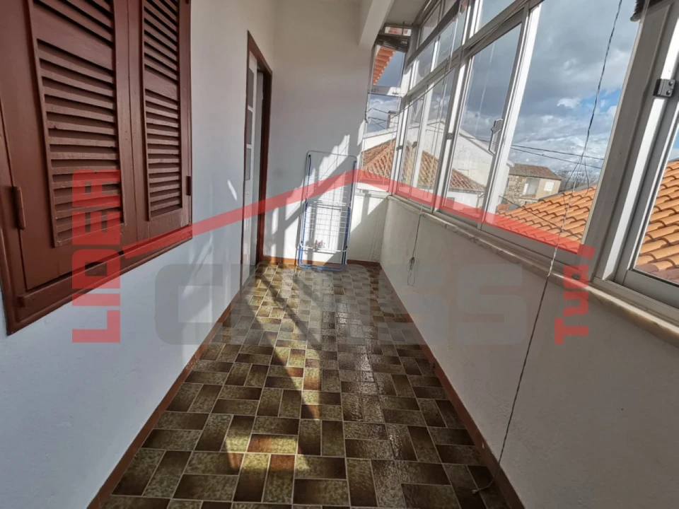 Moradia T4 para Venda em Bouça Foto 13
