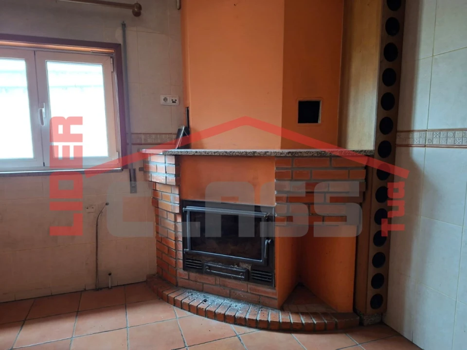 Apartamento T4 para Venda em Vila Flor e Nabo Foto 3