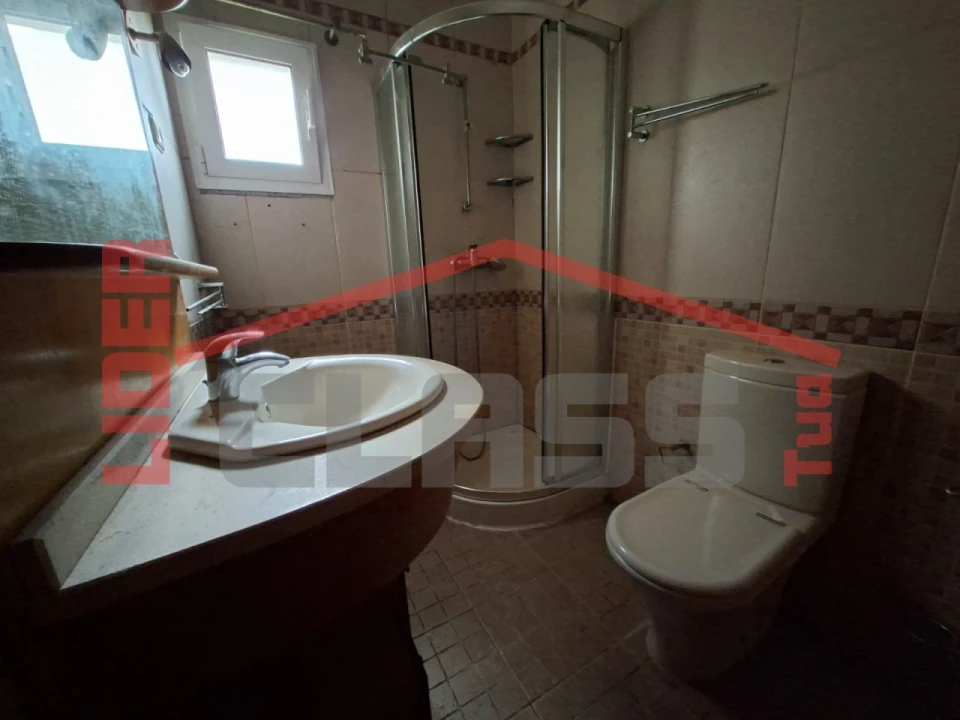 Apartamento T4 para Venda em Vila Flor e Nabo Foto 4