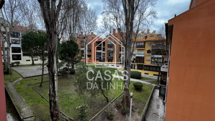 Apartamento T1 para Arrendamento em Carcavelos e Parede Foto 3