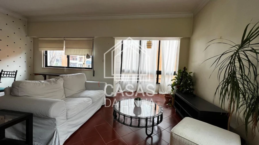 Apartamento T1 para Arrendamento em Carcavelos e Parede Foto 9