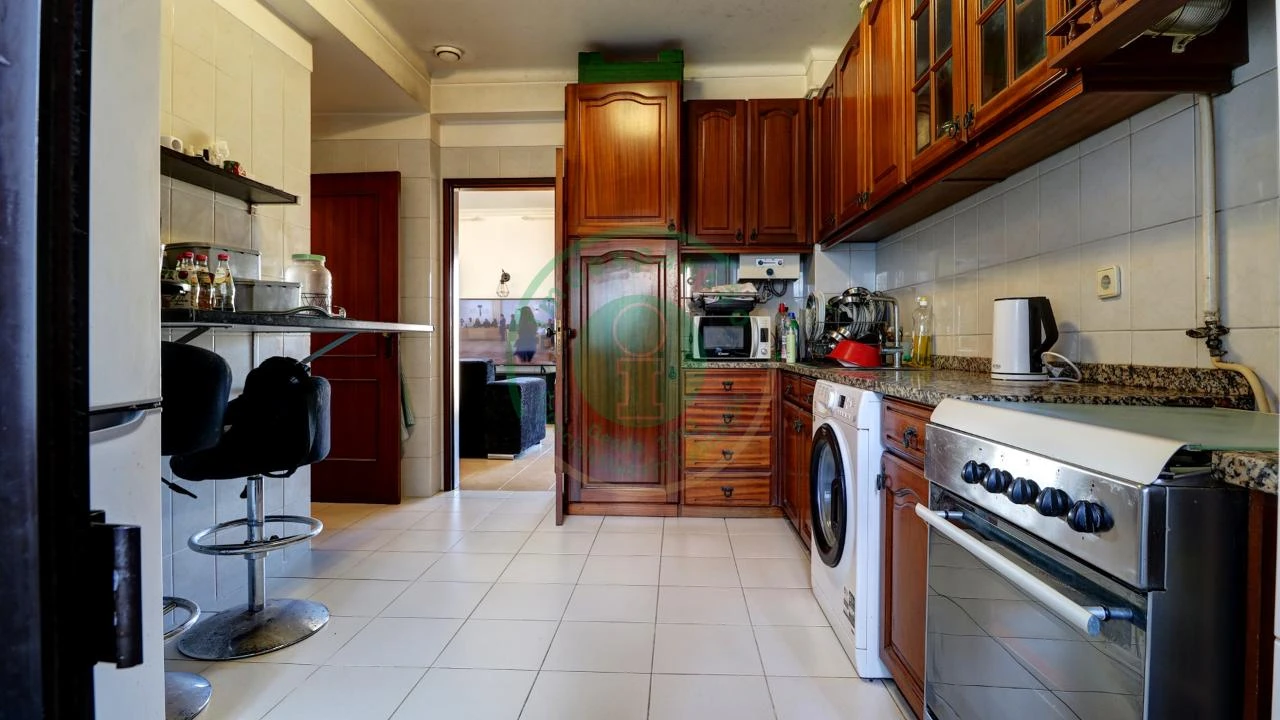 Apartamento T3 para Venda em Buarcos Foto 7