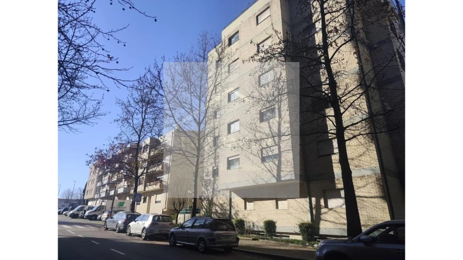 Apartamento T2 para Venda em Aguas Santas Foto 2