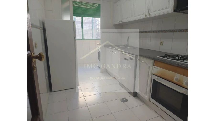 Apartamento T2 para Venda em Aguas Santas Foto 22