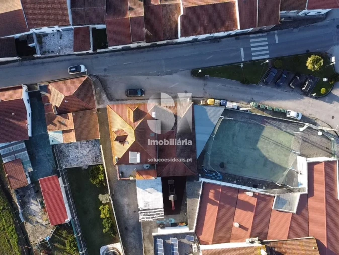 Armazém para Venda em Dois Portos e Runa Foto 4