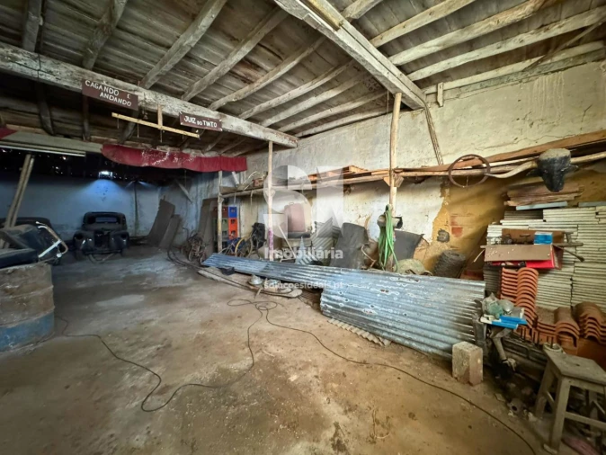 Armazém para Venda em Dois Portos e Runa Foto 15