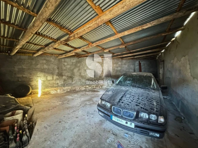 Armazém para Venda em Dois Portos e Runa Foto 24