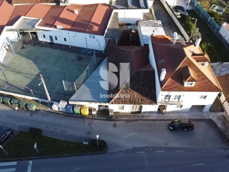 Armazém para Venda em Dois Portos e Runa Foto 7