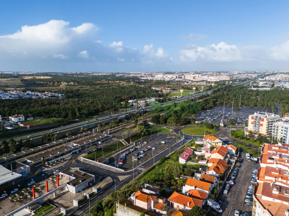 Apartamento T2 para Venda em Amora Foto 27