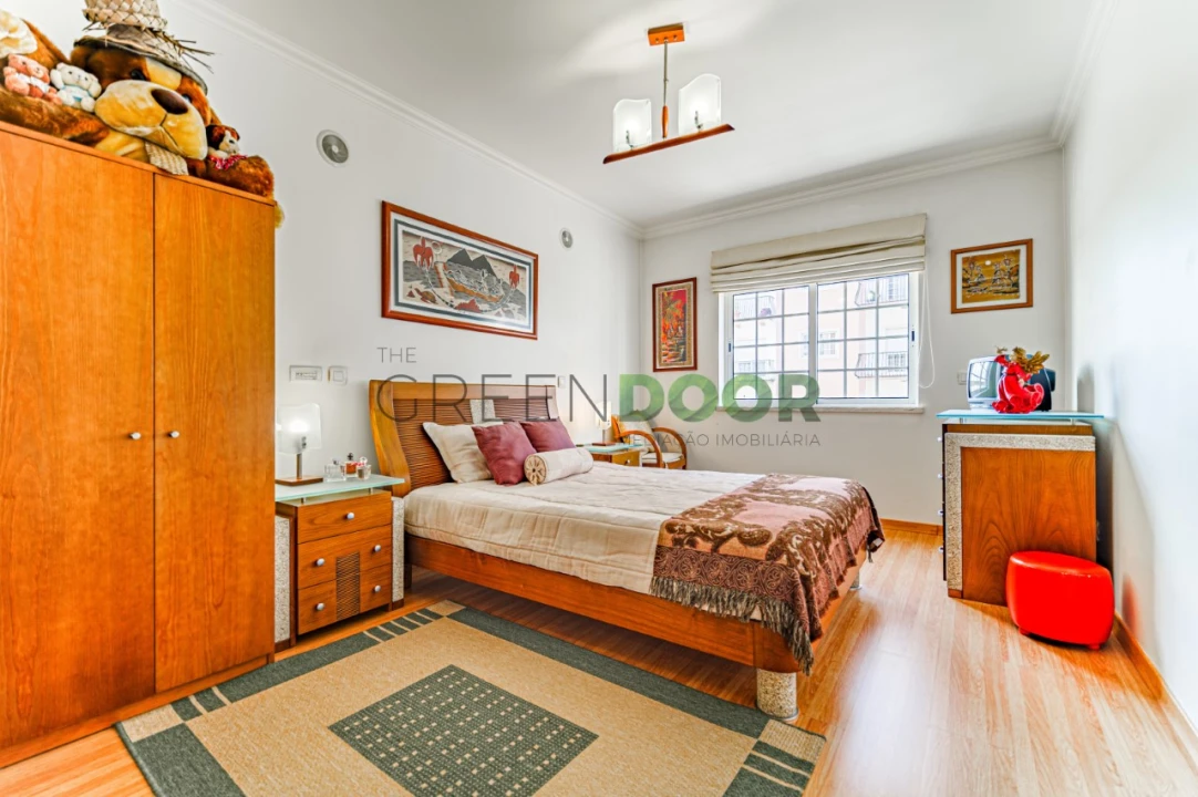 Apartamento T2 para Venda em Amora Foto 18