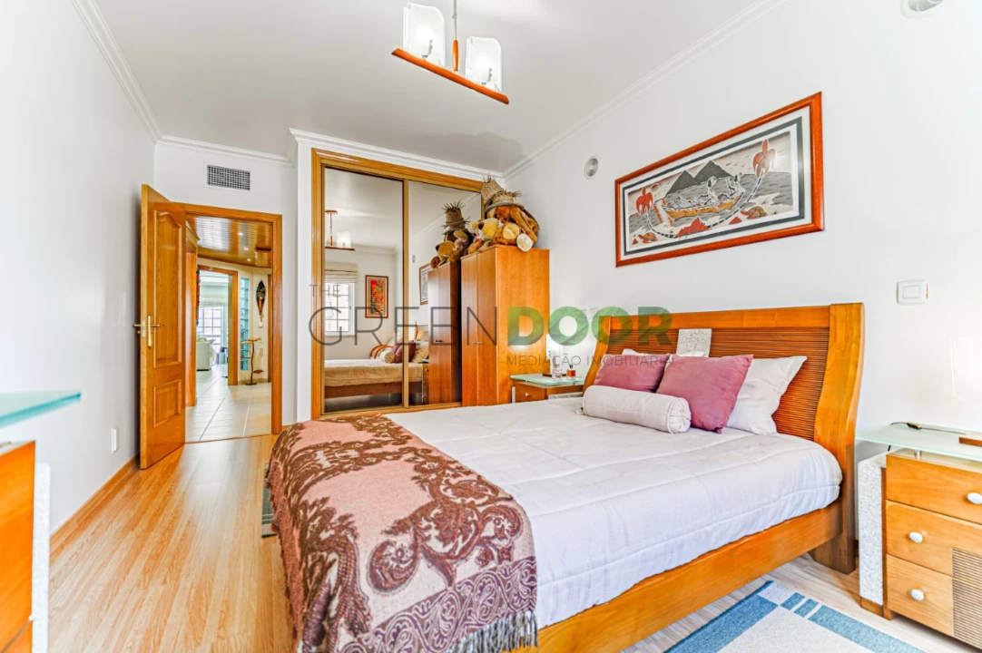 Apartamento T2 para Venda em Amora Foto 19