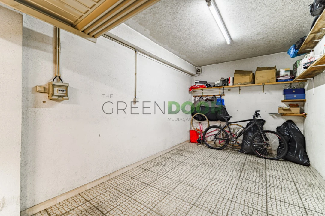 Apartamento T2 para Venda em Amora Foto 21