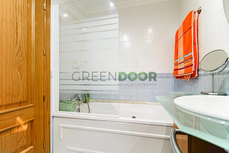 Apartamento T2 para Venda em Amora Foto 17