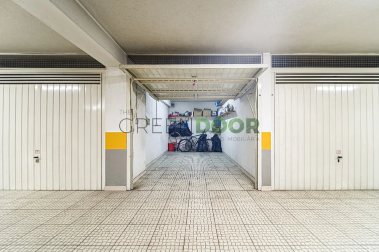 Apartamento T2 para Venda em Amora Foto 20