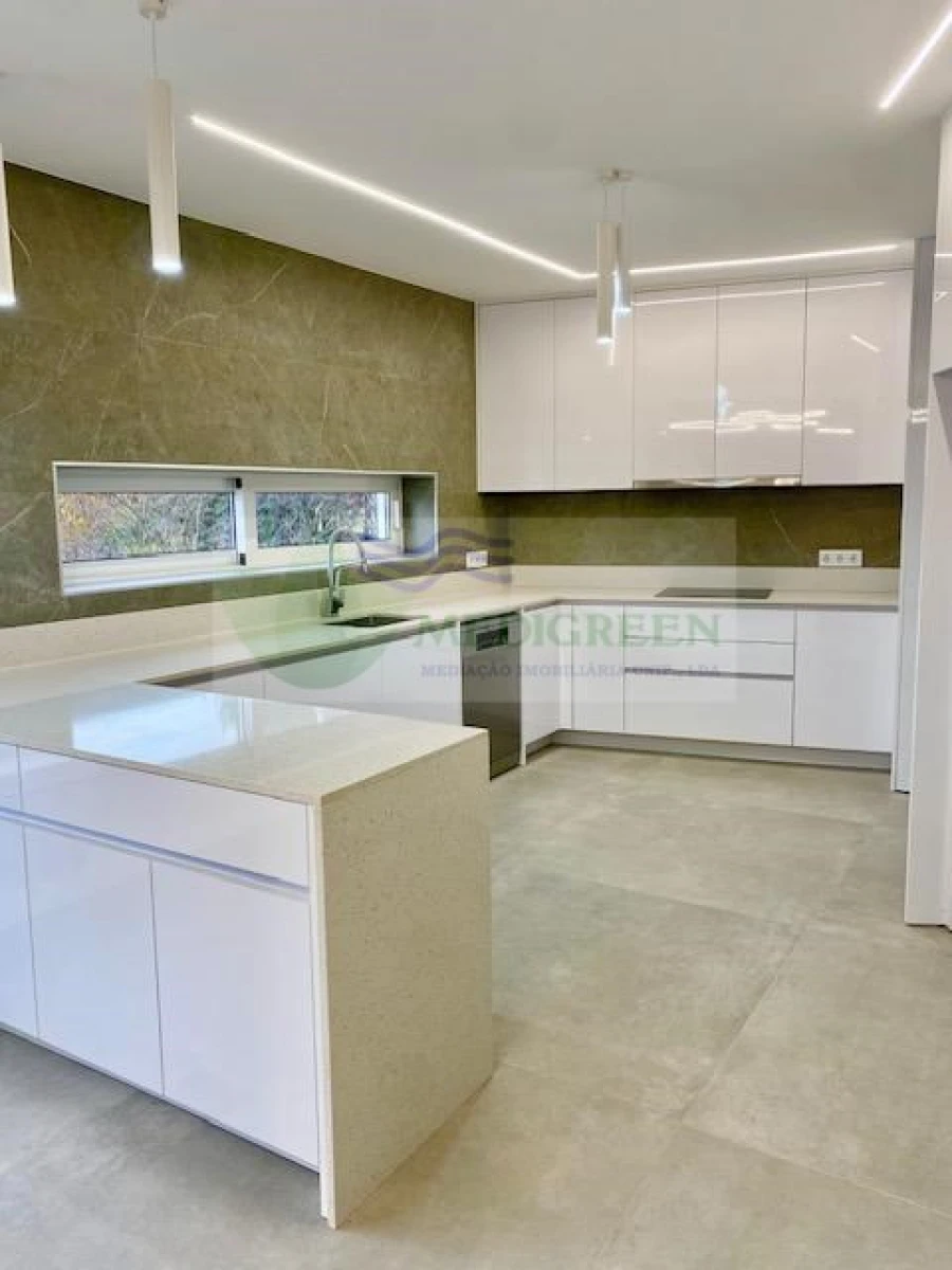 Moradia T4 para Venda em Trofa, Segadães e Lamas do Vouga Foto 9