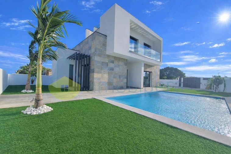 Moradia T2 para Venda em Armação de Pera Foto 2