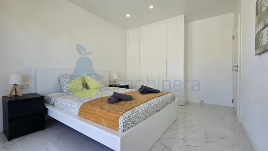 Moradia T2 para Venda em Armação de Pera Foto 21