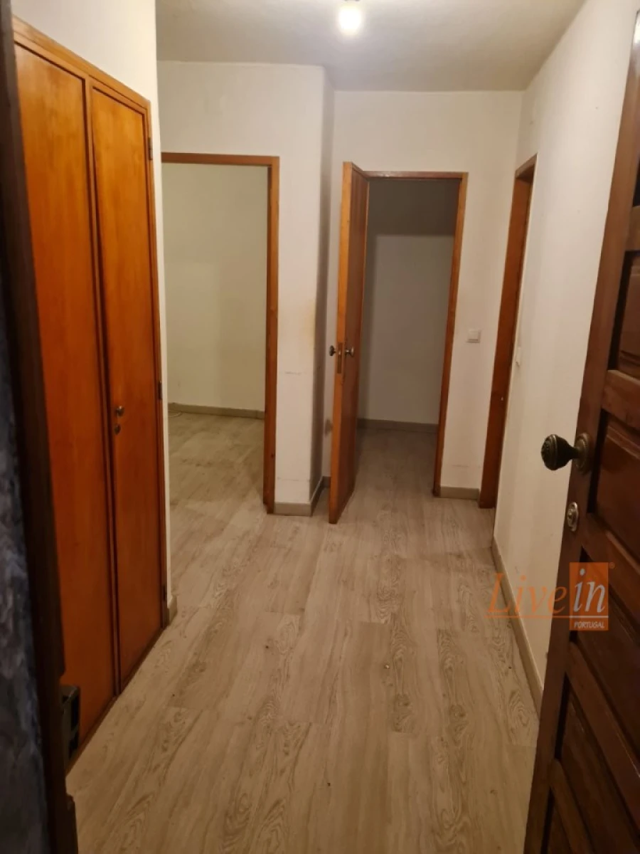 Apartamento T1 para Venda em Ericeira Foto 3