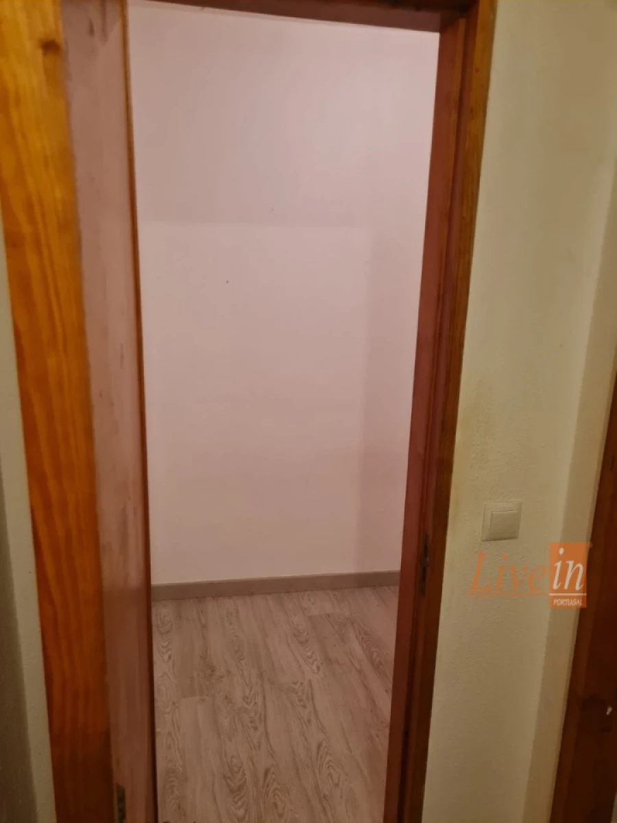 Apartamento T1 para Venda em Ericeira Foto 11