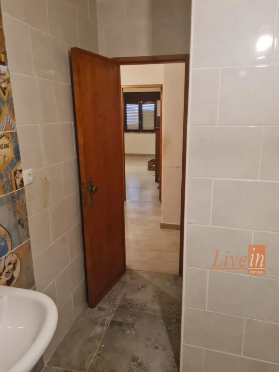 Apartamento T1 para Venda em Ericeira Foto 14