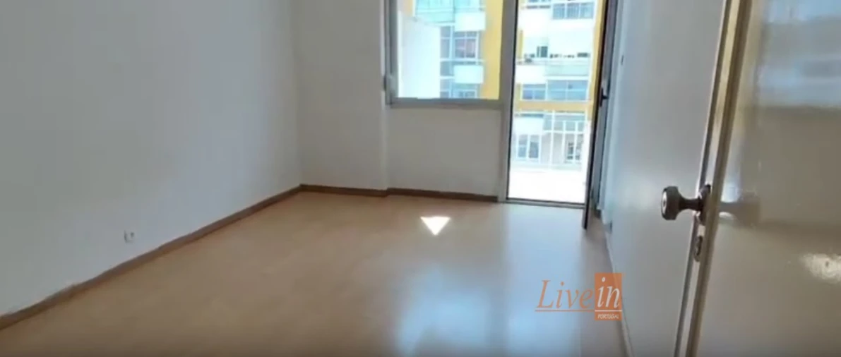 Apartamento T2 para Venda em Oeiras e São Julião da Barra, Paço de Arcos e Caxias Foto 7