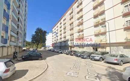 Apartamento T3 para Venda em Agualva e Mira-Sintra