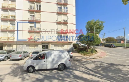 Apartamento T3 para Venda em Agualva e Mira-Sintra