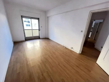 Apartamento T3 para Venda em Agualva e Mira-Sintra