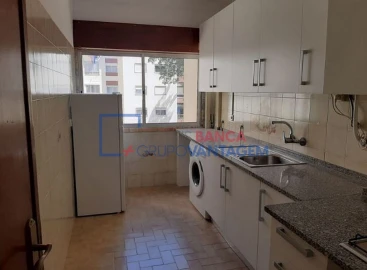 Apartamento T2 para Venda em Rio de Mouro