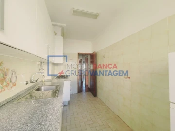 Apartamento T2 para Venda em Rio de Mouro