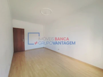 Apartamento T2 para Venda em Rio de Mouro
