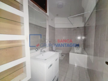 Apartamento T2 para Venda em Rio de Mouro
