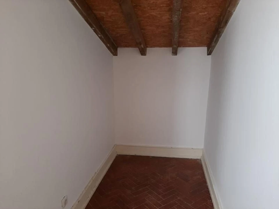 Apartamento T1 para Venda em Beato Foto 11