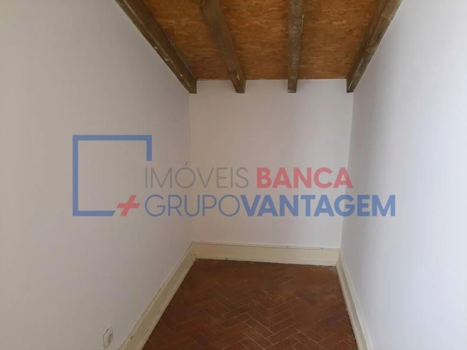 Apartamento T1 para Venda em Beato Foto 15