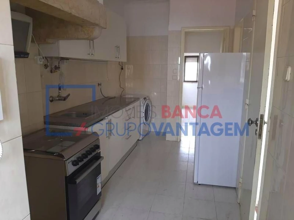 Apartamento T1 para Venda em Beato Foto 18