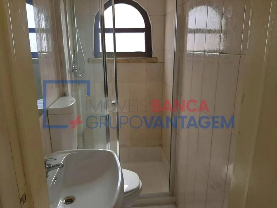 Apartamento T1 para Venda em Beato Foto 19