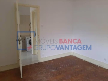 Apartamento T1 para Venda em Beato