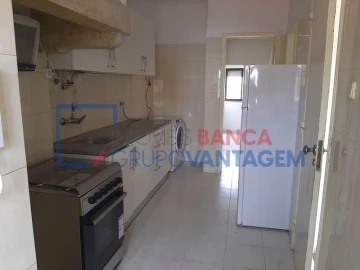 Apartamento T1 para Venda em Beato