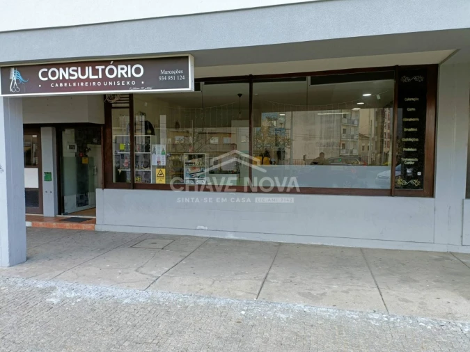 Loja para Trespasse em Custóias, Leça do Balio e Guifões Foto 11