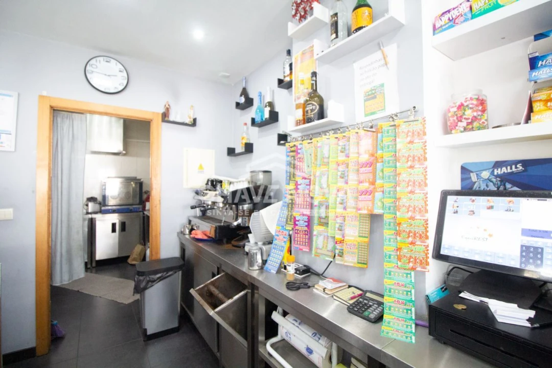 Loja para Trespasse em Castêlo da Maia Foto 4