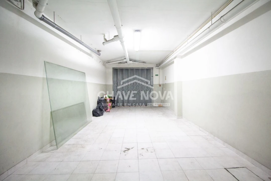 Loja para Trespasse em Castêlo da Maia Foto 9