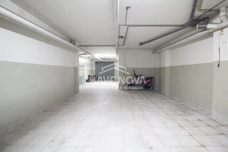 Loja para Trespasse em Castêlo da Maia Foto 7