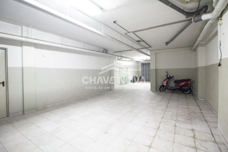 Loja para Trespasse em Castêlo da Maia Foto 8