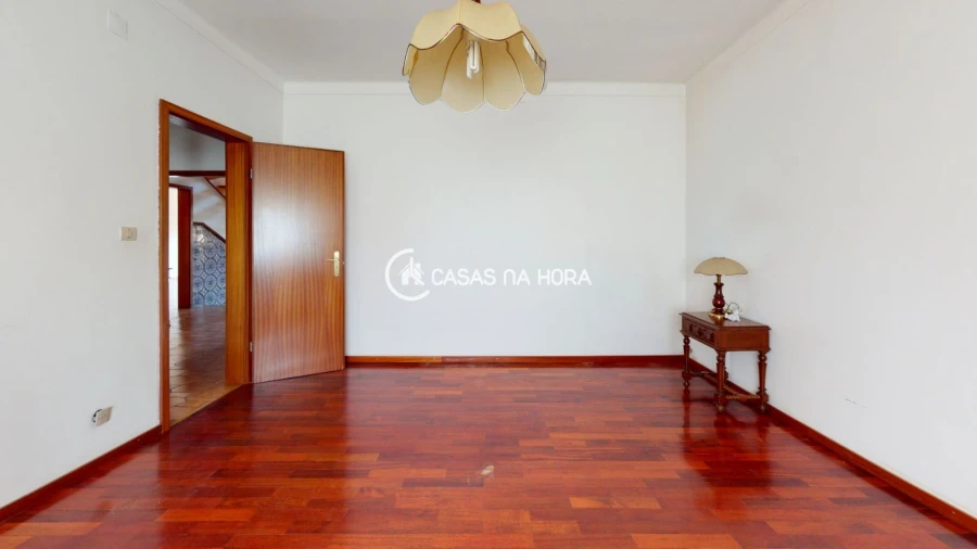 Moradia T4 para Venda em Aguiar da Beira e Coruche Foto 9