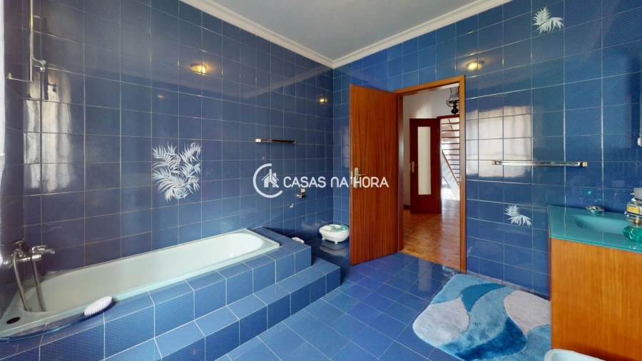 Moradia T4 para Venda em Aguiar da Beira e Coruche Foto 16